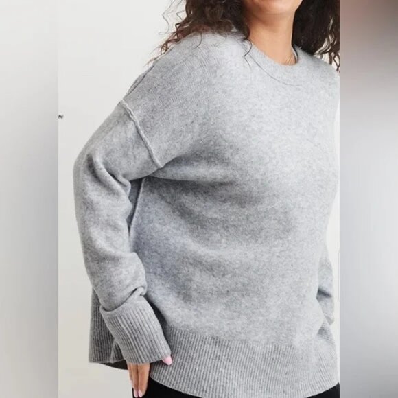 Aerie Unreal Pullover Gray Oversized  Cozy Lightweight Soft Sweater L Large - Picture 3 of 4